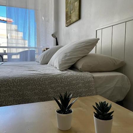 Borinquen Studio Apartment Playa Fanabe Exterior photo